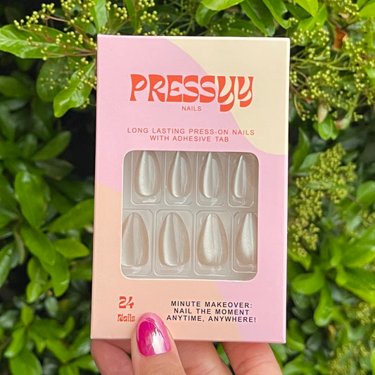 RAINDROPS PRESS ON NAILS
