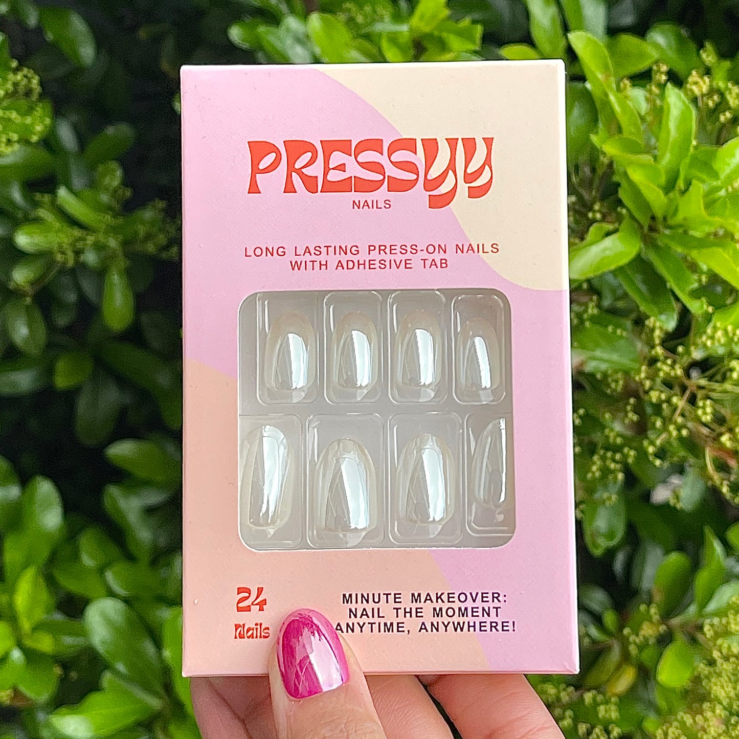 WHITE GLAZED DONUT PRESS ON NAILS